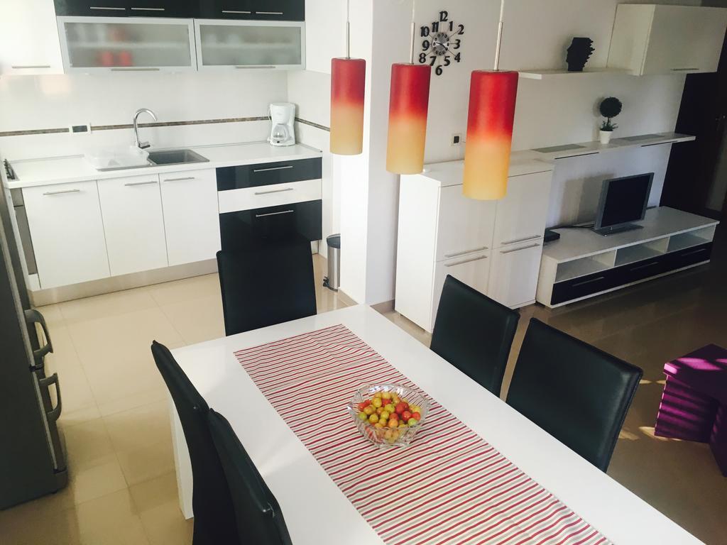 Apartment Leonardo Biograd Na Moru Exterior photo